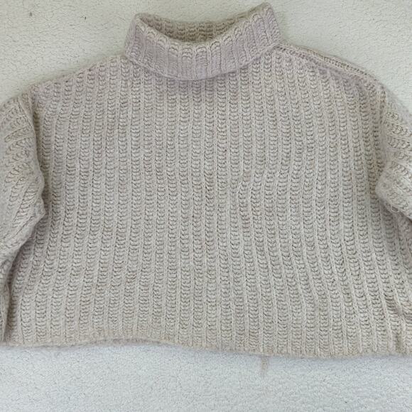 Free People Cream Oversized Turtleneck Sweater Chunky Medium Wool Alpaca Cropped - Picture 4 of 7